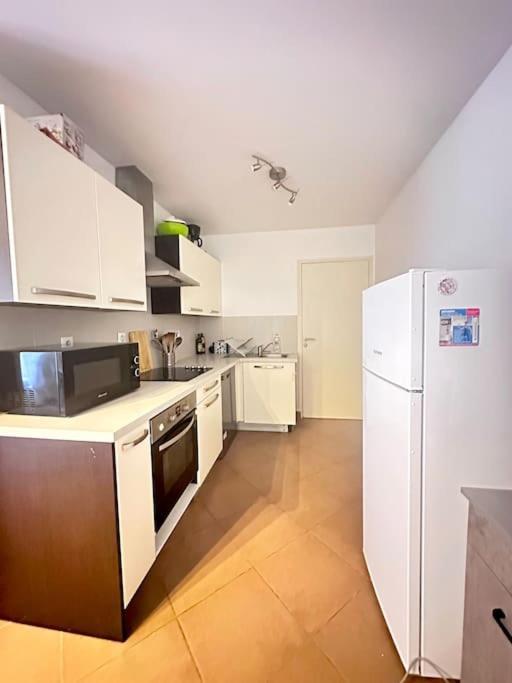 Appartement F3, 2 Chambres Ivry-sur-Seine Dış mekan fotoğraf